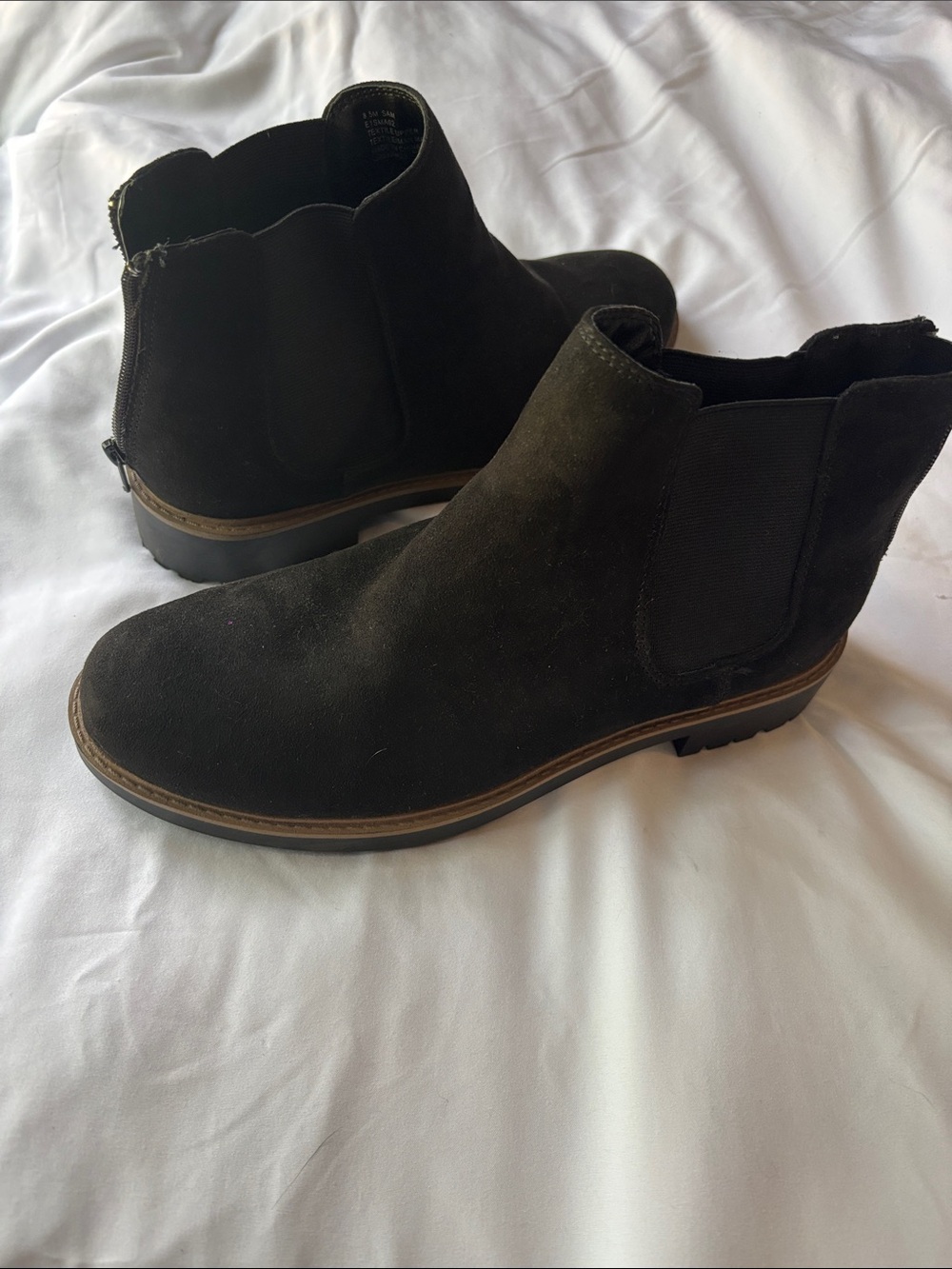 Esprit Women’s Black Suede Chelsea Boots - Classic Slip-On Ankle Boot
